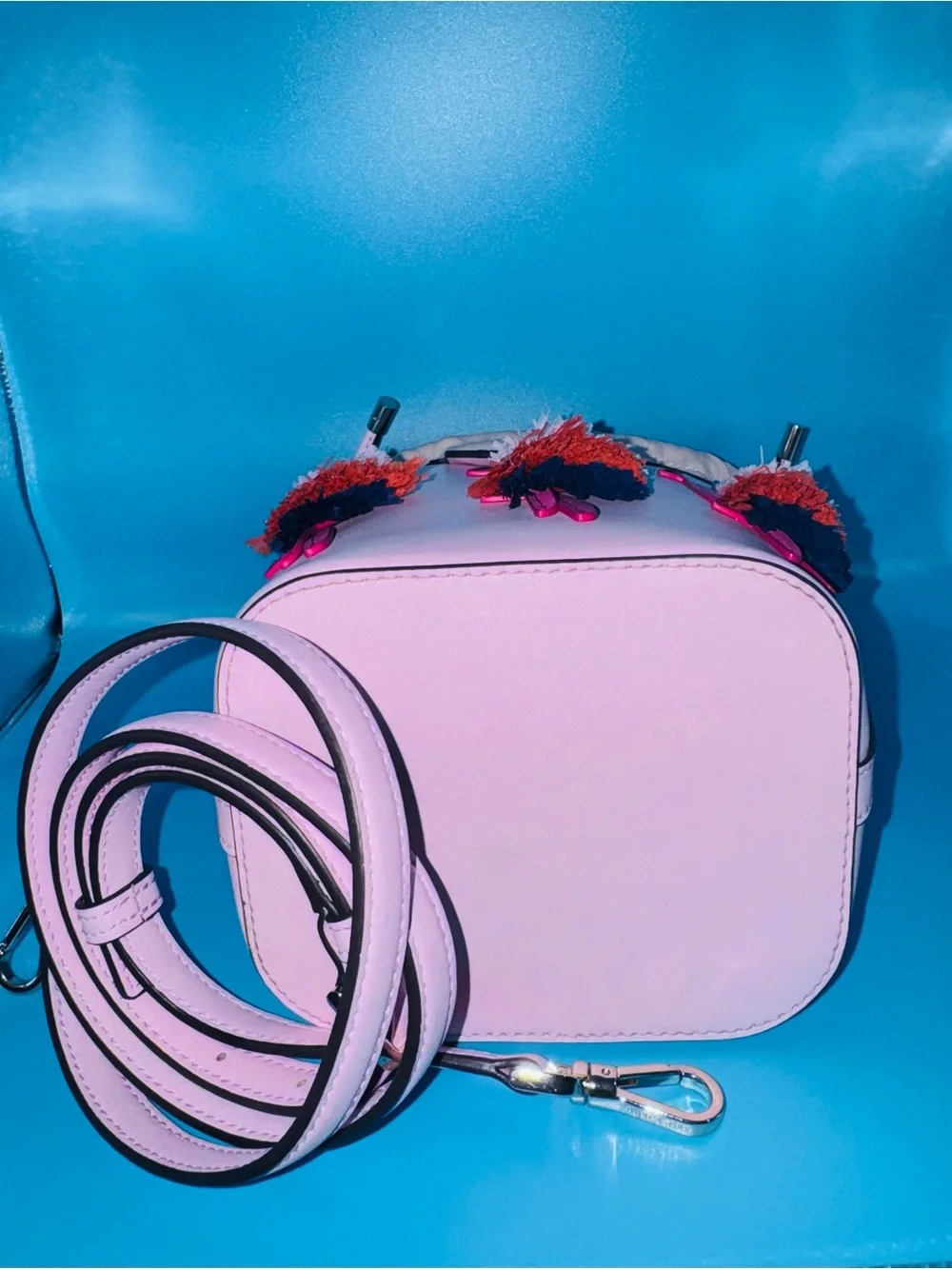 Kate Spade Flock Party Pippa Pink Parrot Bucket Bag Crossbody EUC Rare